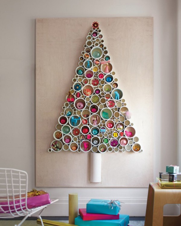 شجرة عيد الميلاد مصنوعة من الورق