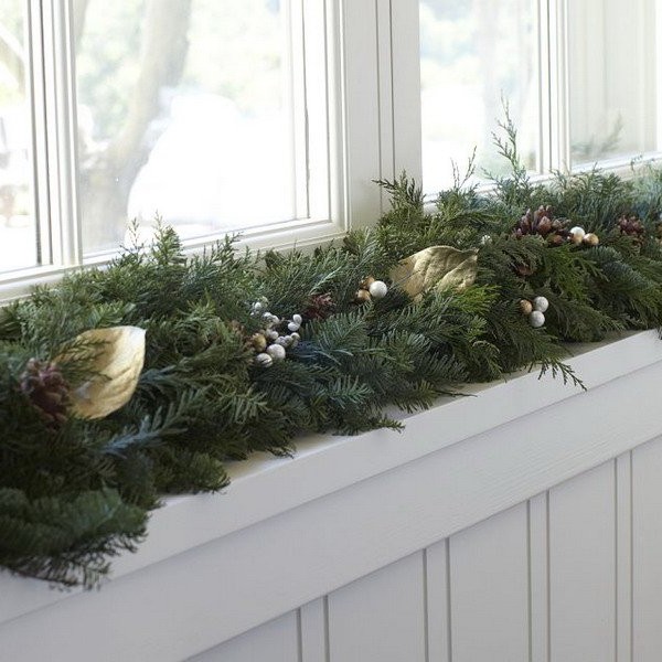 Com decorar amb estil un rebord de la finestra per a l’Any Nou