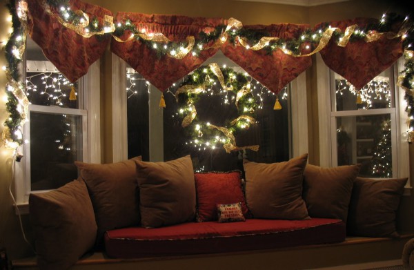 Julekranser til at dekorere vinduet til nytår
